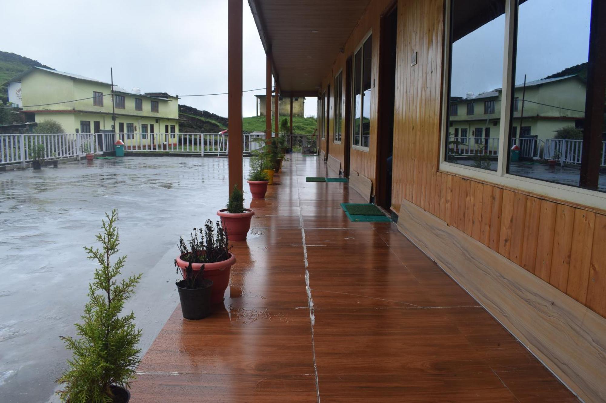 Himrab Chopta Resort Exterior foto